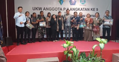 Bupati Indramayu Lucky Hakim resmikan UKW Anggota PJI ke-9
