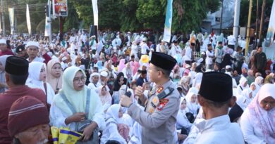 Polres Situbondo Kawal Haul Masyayikh 2026, Ratusan Ribu Jamaah Ikuti Sholawat Nariyah dengan Aman dan Lancar